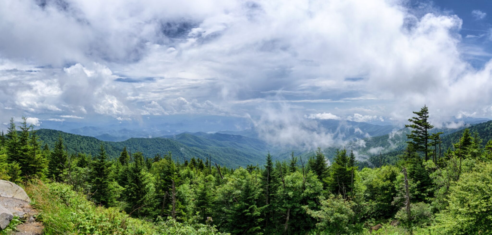 Great Smoky Mountains National Park 2048x980 